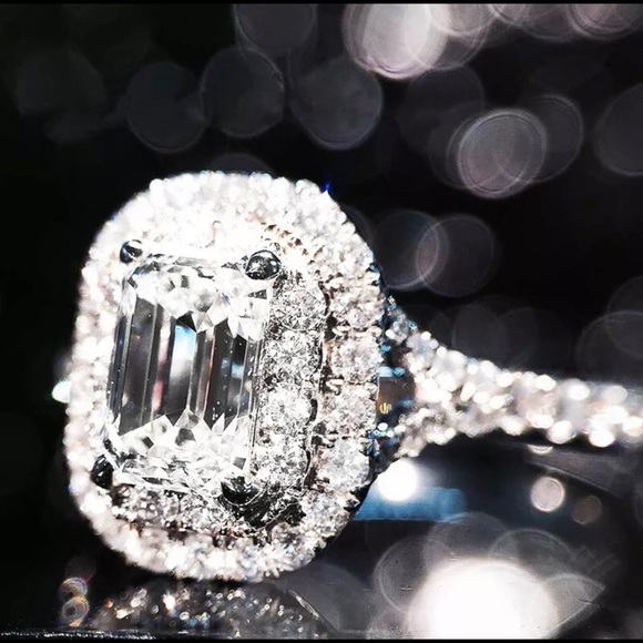 925 Stamped Sterling Silver Diamond Engagement Ring - Picture 7 of 9